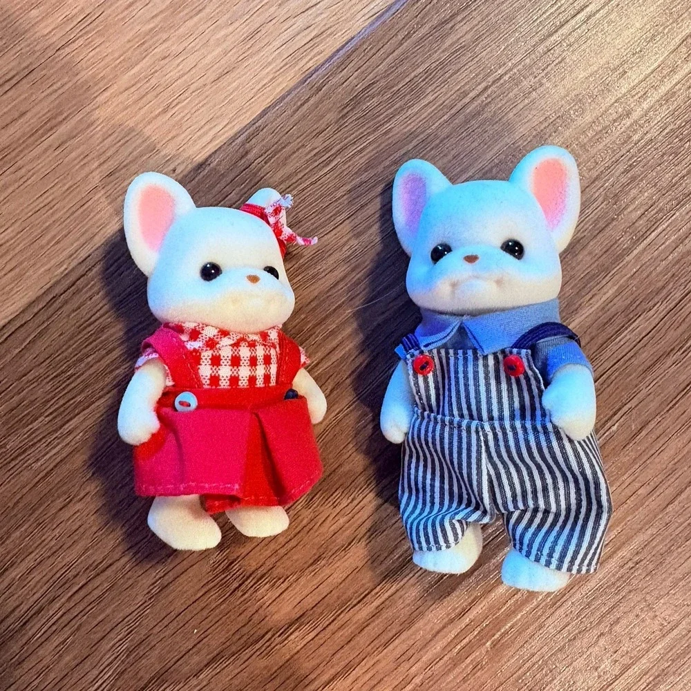 Sylvanian Families Calico Critters French Bulldog Brother Sister Figures